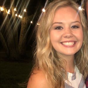 Meet your Posher, Mikayla